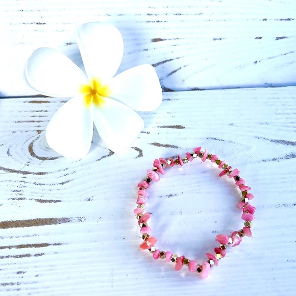 Gemstone Stretch Bracelet - Rose Shell - Picture 3 of 3